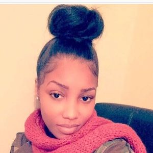 Meet your Posher, Crystal